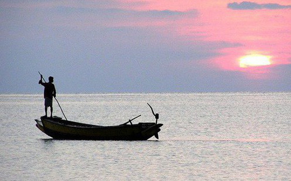 Biển cả có lúc bão bùng, cuộc đời cũng có lúc lên xuống: Ghi nhớ 3 câu này làm kim chỉ nam, bạn sẽ vững tay lèo lái con thuyền cuộc đời